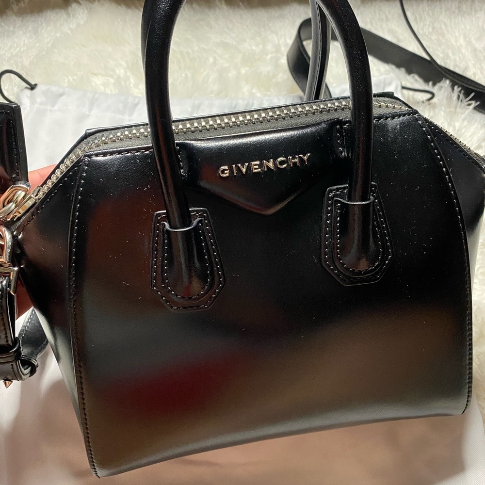 Handbag